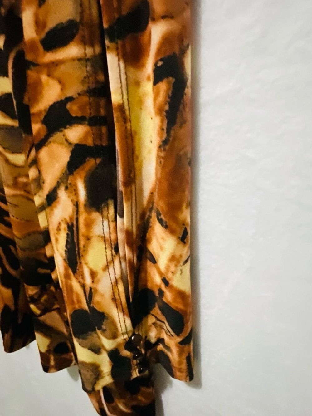 ANTTHONY Abstract Butterfly Animal Print Tunic Top Brown Gold Size L 3/4 Sleeve - Picture 4 of 8